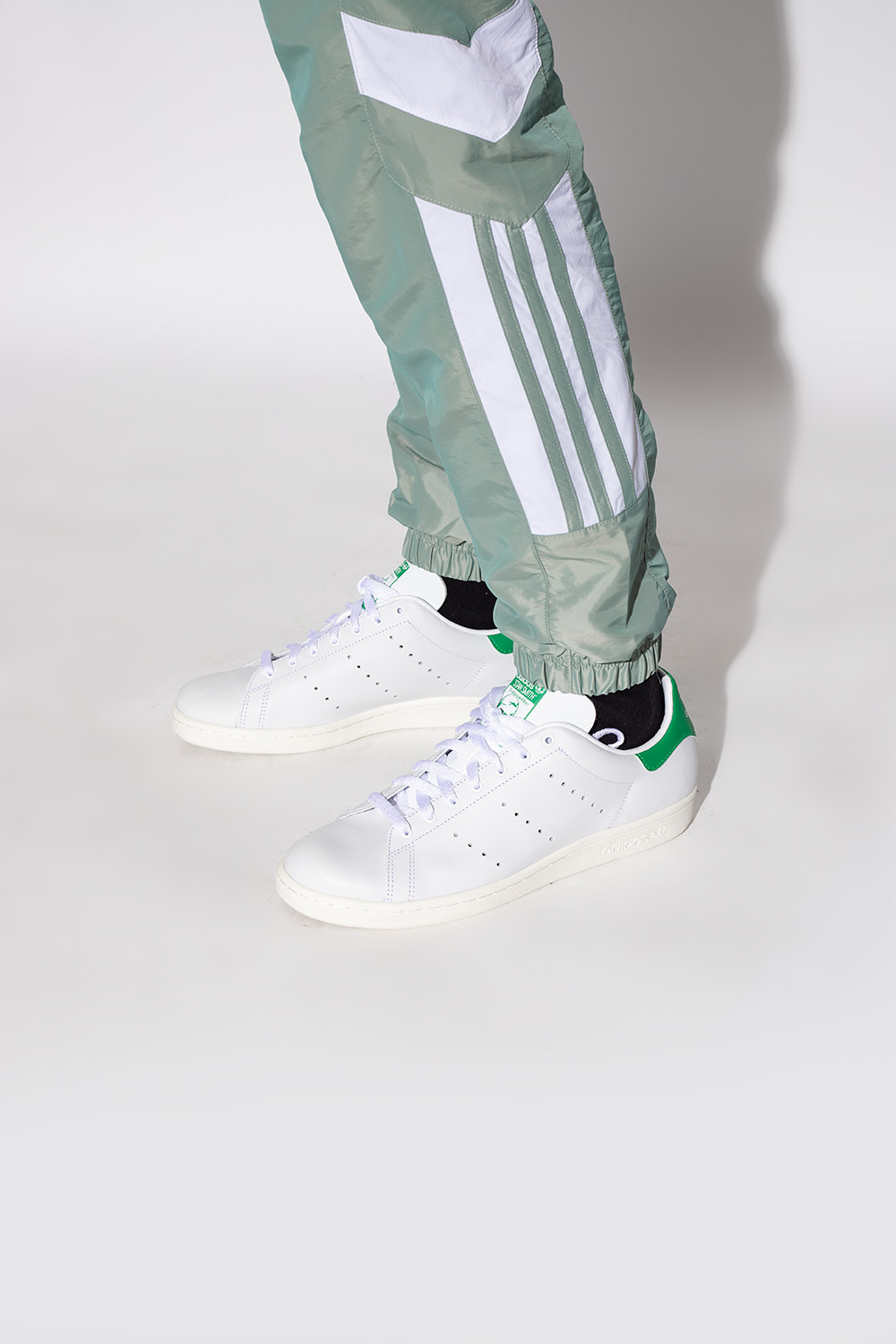 Adidas originals stan outlet smith 80s trainers